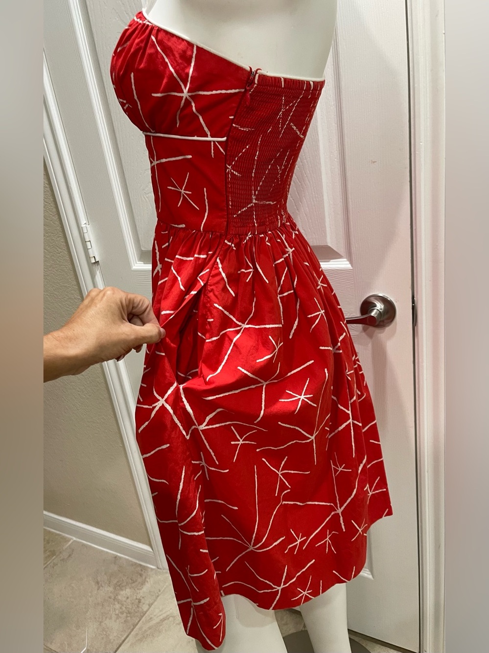 Vintage Anthropologie Girls From Savoy in Red "Nostalgic Asterisk" Dress Size 4 - Picture 5 of 14
